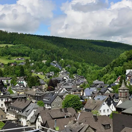 Magnificent In With Balcony 公寓 *